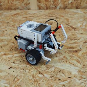 LEGO Mindstorm robot